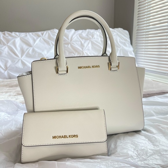 *BRAND NEW* Michael Kors Purse - Picture 1 of 6